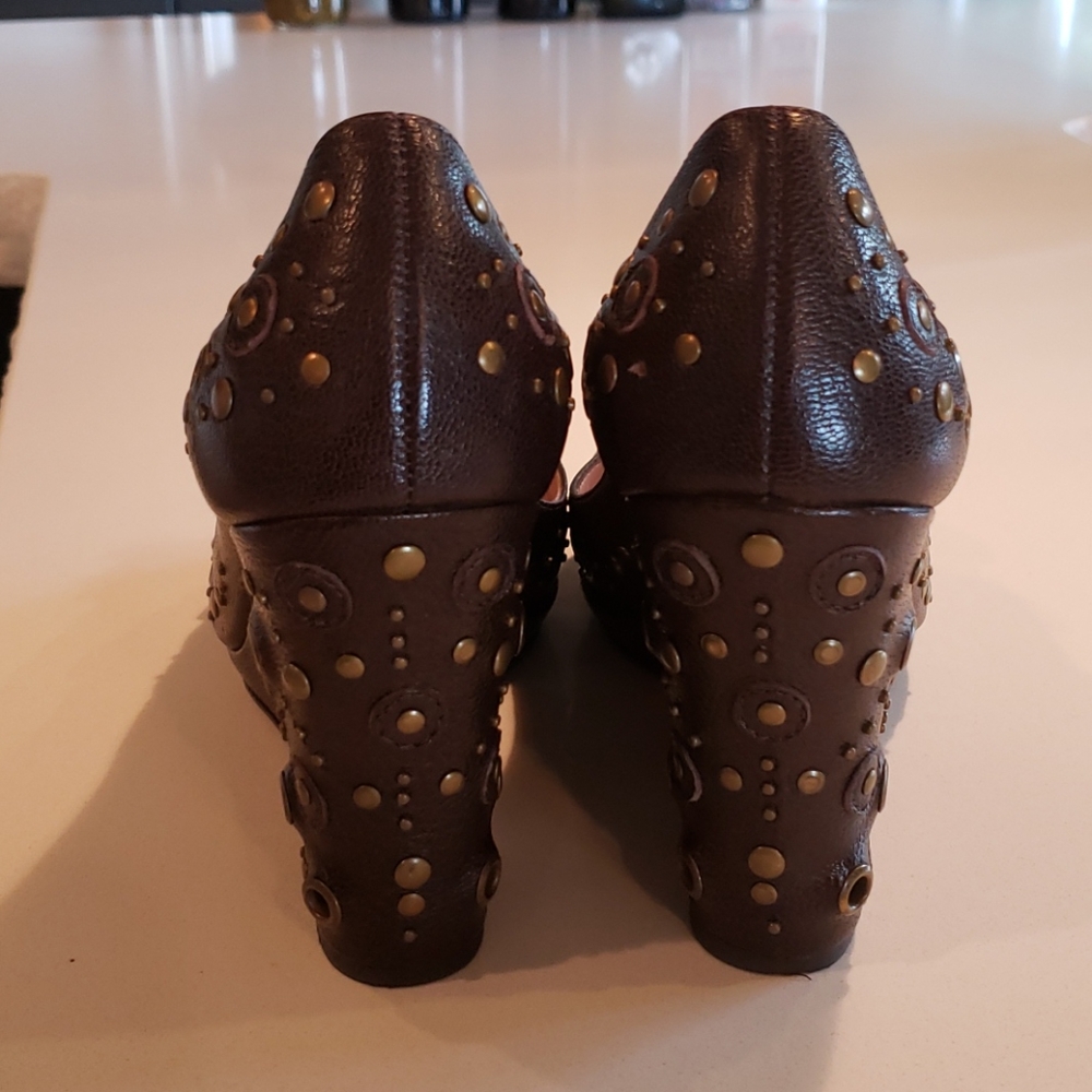 Oscar de la Renta Tulah Grommet Wedge - Picture 3 of 6
